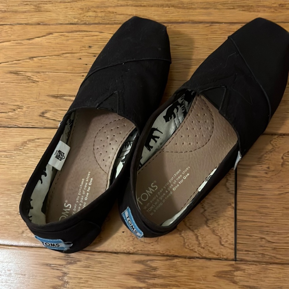Black Toms